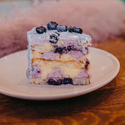 Indigo Cake 1/8 в Sweet Joy Cafe по цене 390 ₽