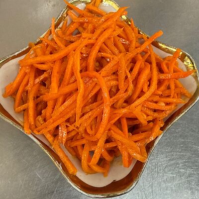 Морковь по-корейски в Ок-сарой по цене 260 ₽
