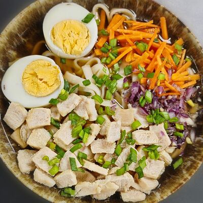 Рамен с курицей в Black Ocean Sushi по цене 520 ₽