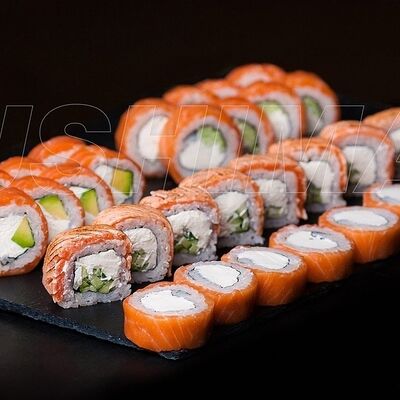 Ассорти Фила Дэй в Sushiman по цене 17900 ₸