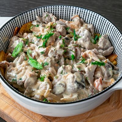 Скоблянка со свининой в Daddys pub по цене 785 ₽