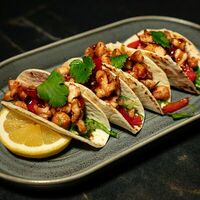 Такос с цыпленком терияки в Beverly