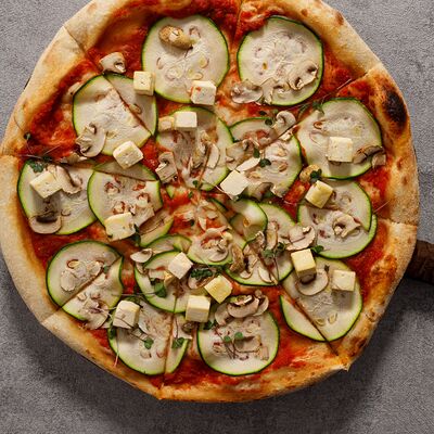 Пицца овощная с тофу в Ботаника по цене 650