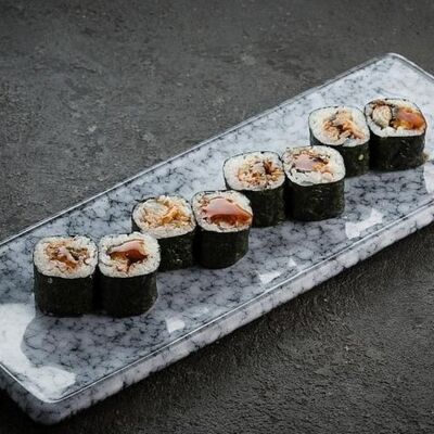 Маки с угрем в Ikigai по цене 550 ₽