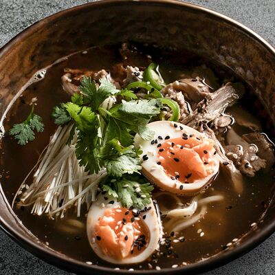 Острый утиный суп с лапшой в Asian Hands по цене 936 ₽