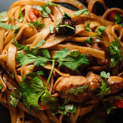 Wok Острый в Пиццбург по цене 559 ₽
