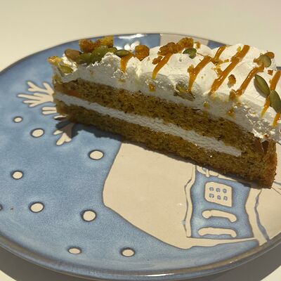 Морковный тортв The trish по цене 285 ₽