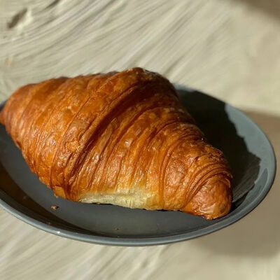 Круассан в Zanoza по цене 300 ₽