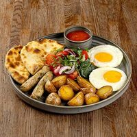 Большой грузинский завтрак с люля-кебаб из курицы в Дзамико