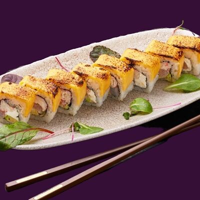 Сырный ролл в ROLLS KING SUSHI KINGDOM по цене 1099 ₽