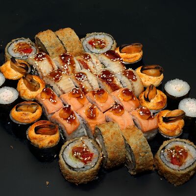 Номер 1 в Total Sushi по цене 2090 ₽