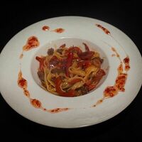 Феттуччине с говядинойв Перец