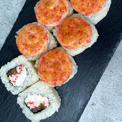 Запеченный с крабом в Mr. Roll по цене 350 ₽