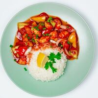 Кусочки курицы в кисло-сладком соусе в Pho'n'Roll