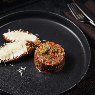 Тартар из говядины в Променад по цене 850 ₽