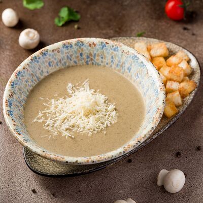 Крем-суп из шампиньонов с крутонами в Дюшес по цене 490 ₽