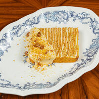 Медовик в Nomad