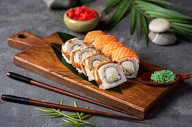 Соседи в SushiKent по цене 730 ₽