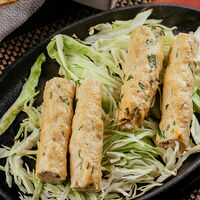 Решми Кебаб в Ночь, улица, фонарь