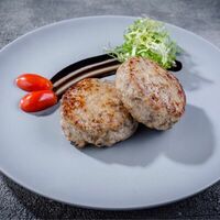 Котлеты из телятины в Сокровище Premium & Grill