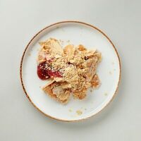 Наполеон с ягодами в Buana cafe