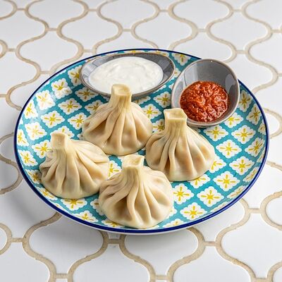 Хинкали с бараниной 4 шт в Maroon по цене 1110 ₽