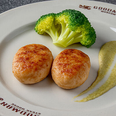 Бизнес-ланч Биточки из индейки с брокколи в Goodman по цене 670 ₽