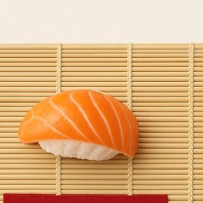 Суши с лососем в Ясураги по цене 216 ₽