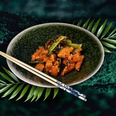 Филе минтая в кисло-сладком соусе в LAOBAN по цене 990 ₽