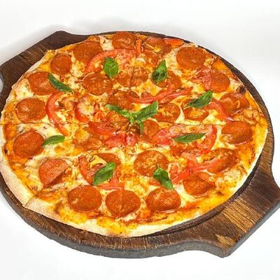 Пицца Пеперонив Room-cafe по цене 900 ₽
