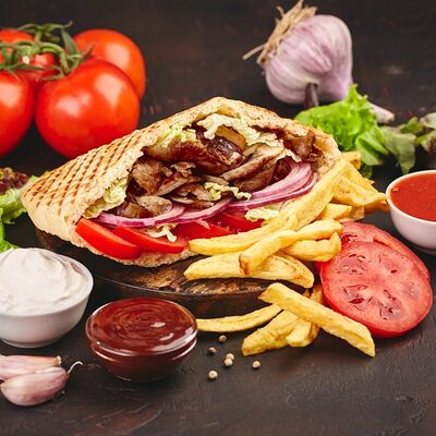 Пита с курицей в Армянская кухня по цене 360 ₽