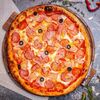 Пицца Мясное ассорти в La Pizza Bomba на дровах по цене 790