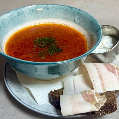 Борщ с телятиной в Оазис кафе по цене 350 ₽