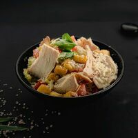 Наш Цезарь с курицей в Ёжкин ролл