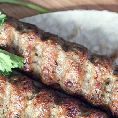 Люля-Кебаб из курицы, свинины и телятины в Шашлык в бору по цене 400 ₽