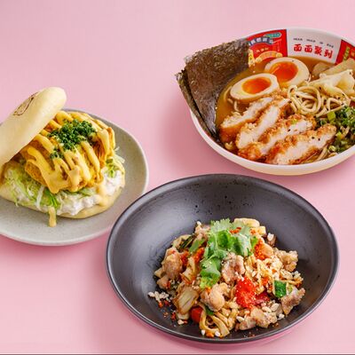 Комбо с курицей в Bao Mochi по цене 1590 ₽