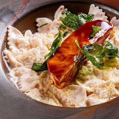 Фарфалле с лососем в Avgust13 по цене 1395 ₽