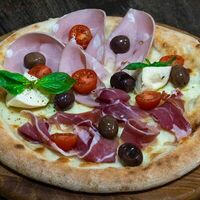 Пицца Коппола в Il Grottino