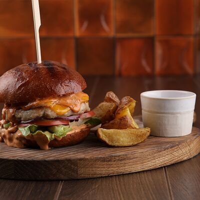 Креветочный бургер в Mis по цене 1190 ₽