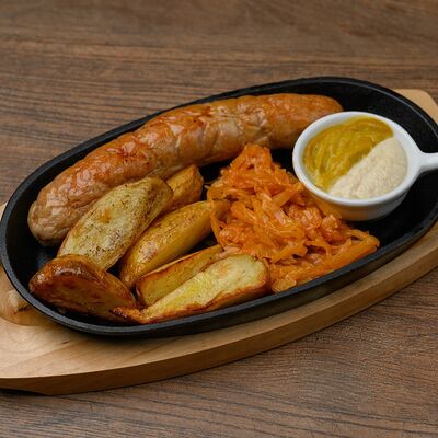 Колбаска Нюрнбергскаяв Bronze lion по цене 500 ₽