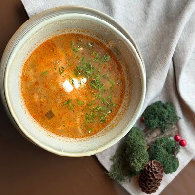 Рассольник с куриной грудкой в Веранда по цене 430 ₽