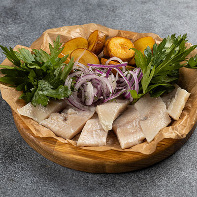 Сельдь с картофелем в Shemodi Шемоди по цене 590 ₽