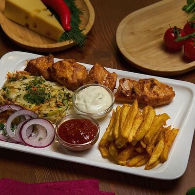 Сет №2 с шашлыком из курицы в The Кухня по цене 570 ₽