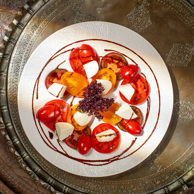 Салат Вкус лета в Гранат по цене 964 ₽