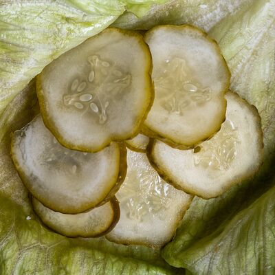 Соленый огурец в Сальмаидрис по цене 65 ₽