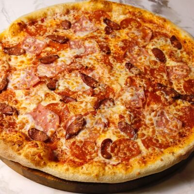 Комбо 3 пиццы 30 см в Вкус кафе по цене 2310 ₽