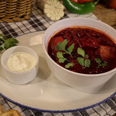 Борщ в Мзиани по цене 520 ₽