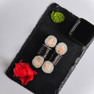 Маки с курицей в Панда Бистро по цене 263 ₽