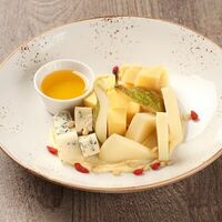 Сырное ассорти в Барбарис