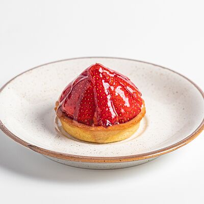 Тарталетка с клубникой в Kitchen по цене 190